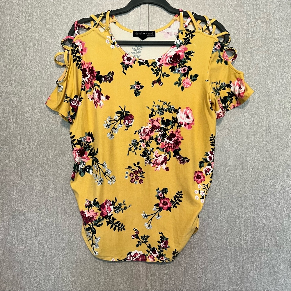 Derek Heart Criss Cross Cold Shoulder Yellow Floral Maternity Top Size Large